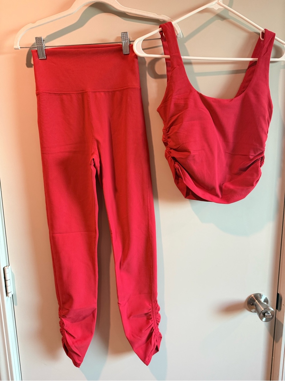 Women's Ruched Red Leggings & Tank Active Set